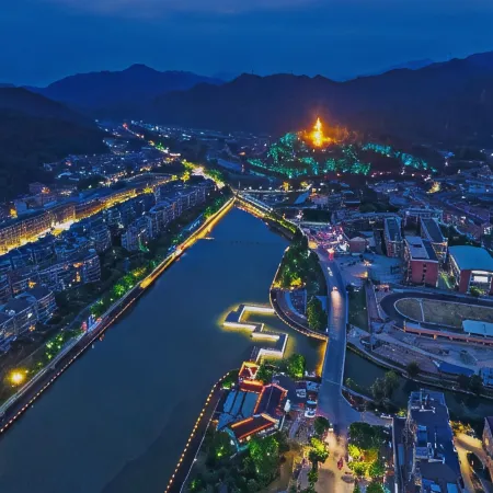 Yunhe Warwick International Hotel