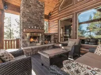 Mountain Top Luxury Retreat - Elegant Cabin Near Zion and Bryce Hotels in Kane County