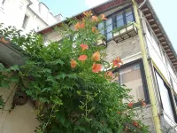 Best Western Bretagne Montparnasse Отели рядом с достопримечательностью «14-й округ: Монпарнас»