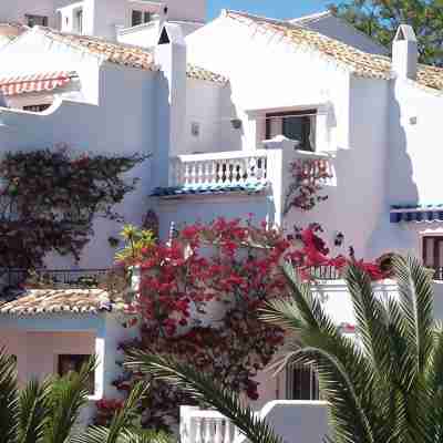 A 3 bedroom house in Oasis de Capistrano with sea view. Hotel Exterior