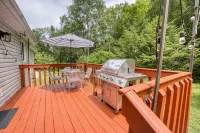 Catskills Getaway: 3BR Retreat w/ Media Room, Near Casino, Bethel Woods & More!