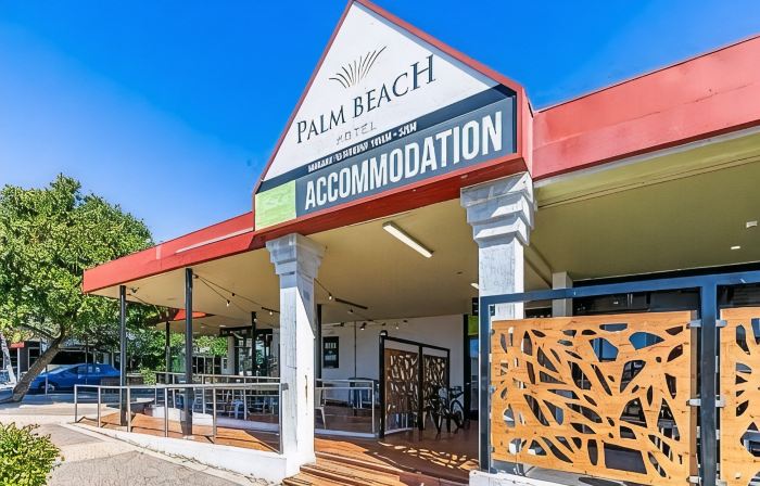 Palm Beach Hotel