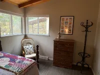 Cozy 2-bedroom cabin in South Shore of Hubbard Lake