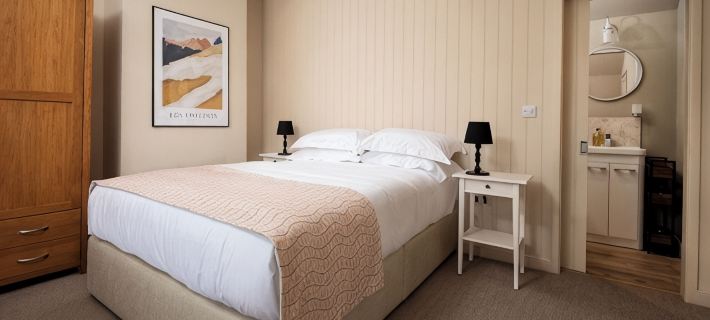 Gregor's Cottage: Best coastal view, luxury inside Hotels in Berwick-Upon-Tweed