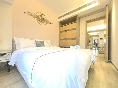 Shenzhen Love Bird Apartment (Huangbeiling Branch)