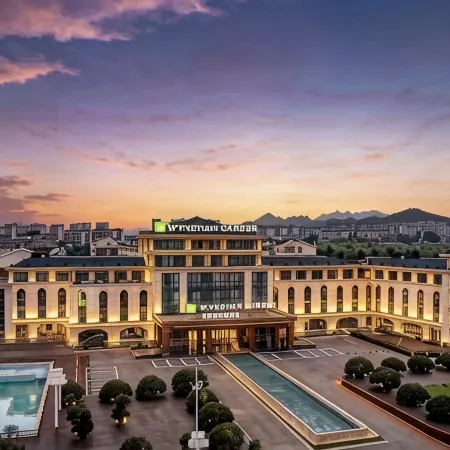 Rizhao Wyndham Seaside Garden Hotel