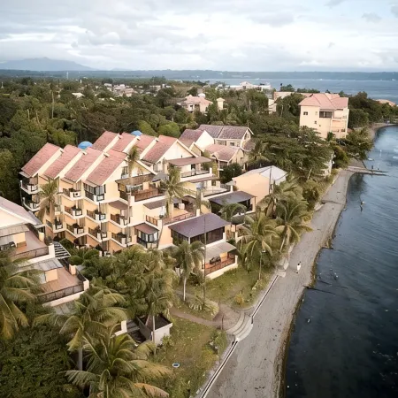 Lakeshore Villas at Club Balai Isabel