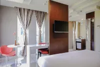 Empress Hotel Makassar City Center by Life - spa