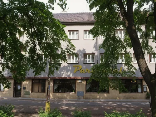 Parkhotel Terezín - parking