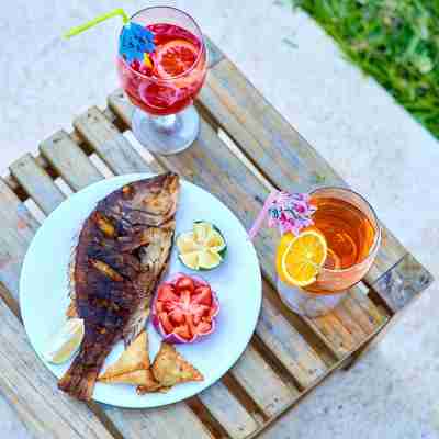 Nana's boho BeachfrontVilla w/Ac&pool Dining/Meeting Rooms
