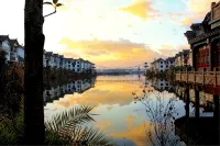 Luding Yunlai Inn