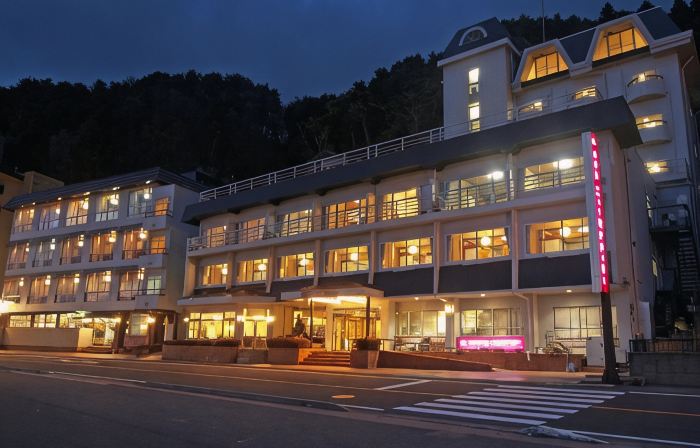 富士河口湖溫泉新世紀飯店
