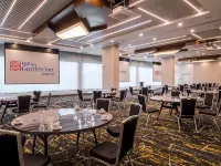 Hilton Garden Inn Santa Ana San Jose - parking
