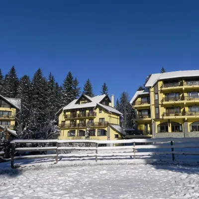 Hotel ohma Hotels near Capra Neagra Cable Car