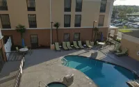 Hampton Inn & Suites by Hilton Florence Center - piscina
