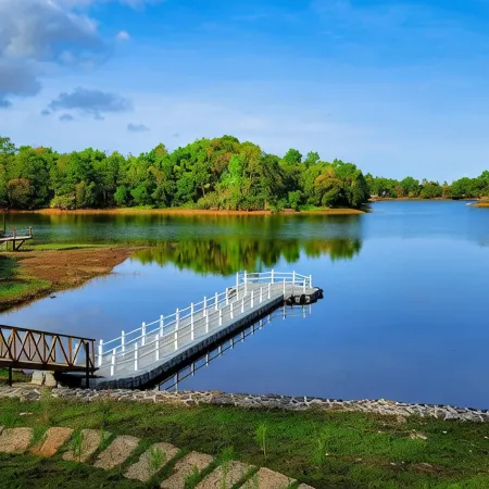 Sofia's Lake Resort