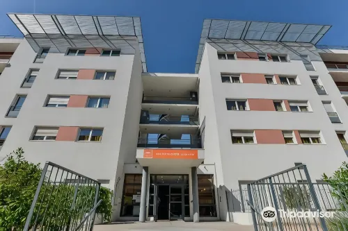 Apparthôtel 3 étoiles - Privilodges Lyon Lumière