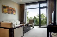 Lakeside Hotel Hefei - Parvekkeita
