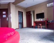 Weihui Yiju Hotel (Bus Station) - 2성급