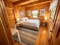 Frye Island Paradise - Renovated cabin on Sebago Lake - Just a ferry ride away - 海滩