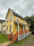 Cozy 2-bedroom apartment in Warren with AC, WiFi