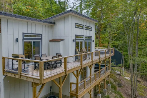 Hot Tub • Mountain Views • Firepit • Dog Friendly