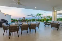 Beautiful Modern Villa Ferraj, Amazing Sea Views!