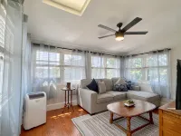 Clean & Cozy 2Bed by the Beach & Newport - Condos