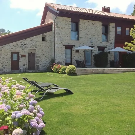 Rural apartment El Hospital de Villahormes for 2 people