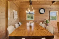 Lakeside Resort Cabin Steps to Table Rock Lake - Minutes to Sdc! - Alppimaja