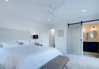 Bayfront, Sleeps 10, Boat Slip, 3 Br/2.5 Bath, Main Pool Open after Labor Day - 4-Star