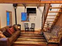 Cozy Woodland Escape: Scenic Cabin Retreat in Alpine, WY - Chalets