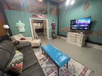 The Cranny at Main Street Suites: 1 bedroom with smart TV in downtown Van Buren - 무료 와이파이