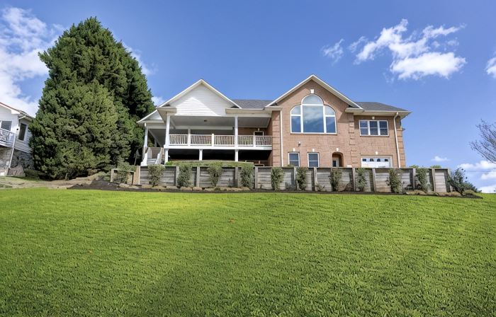 #1 Rated Vacation Home w/ Deep Water on the Main Channel
