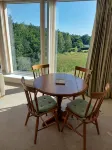Central Buxton apartment with scenic views and free parking - 레지던스