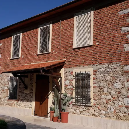Rustic first hill sea view in Versilia