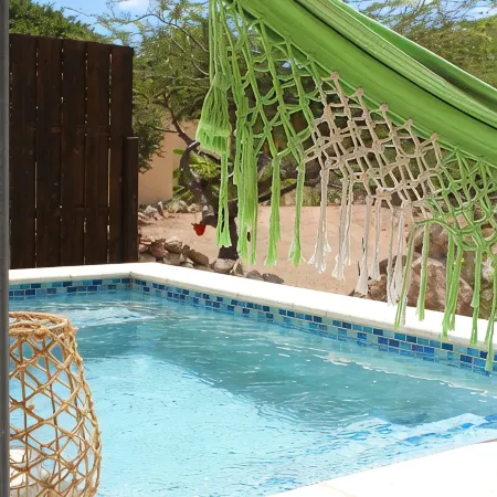 Transhi by Cunuc'i Cristi, we are completely off-the-grid, ground with nature!