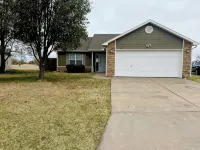 Nice 3 BDR 2 Bth house+Garage+Fenced backyard - Apartment