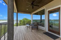“WATERS-EDGE” A WATERFRONT home! Hot Tub!! VIEWS!!! - Butik