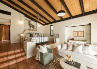Tower Lodge - 4-Star