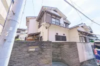 10 min Nagoya/18 ppl/4 BR/50 min CTA/8 Beds/2 Ftn Hotels in 