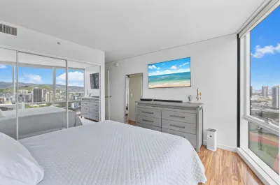 Beach, City lights and Mountain Views 180 degrees view & centrally located Hotels in Downtown Honolulu