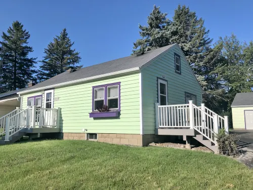 Cozy Door County home with detached yoga room- short walk from Potawatomi Park