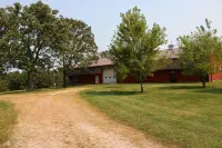 Charming house near Maramec Spring Park, Steelville/St. James - Homestays