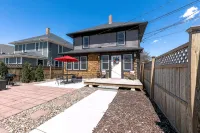 Luxury Home with Private Outdoor Area Minutes away from DT Rapid City - 4-Star