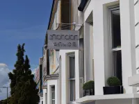 Shandon Hotel Hotels near Mortlake