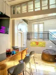 Expansive Open Loft Apartment in the Middle of Downtown. Great for Groups. - Apartments