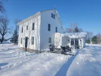 Spacious, Newly Refurbished Cozy  Farmhouse  on 100 acres - 2-Sterne