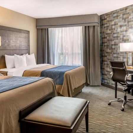 Comfort Inn Montreal Aeroport