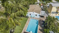Have fun with the whole family at this beautiful Florida home. - Pools
